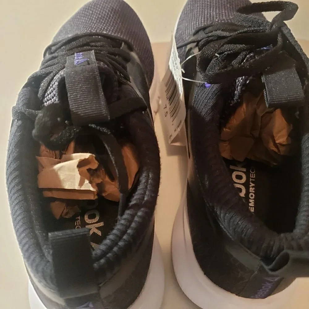 Reebok Women's Memory Tech LT size 7.5